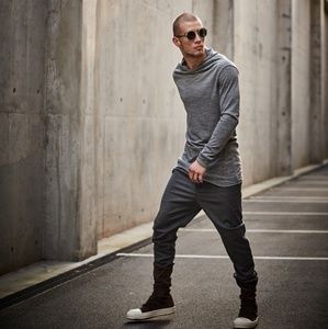 Meet your Posher, Ayn